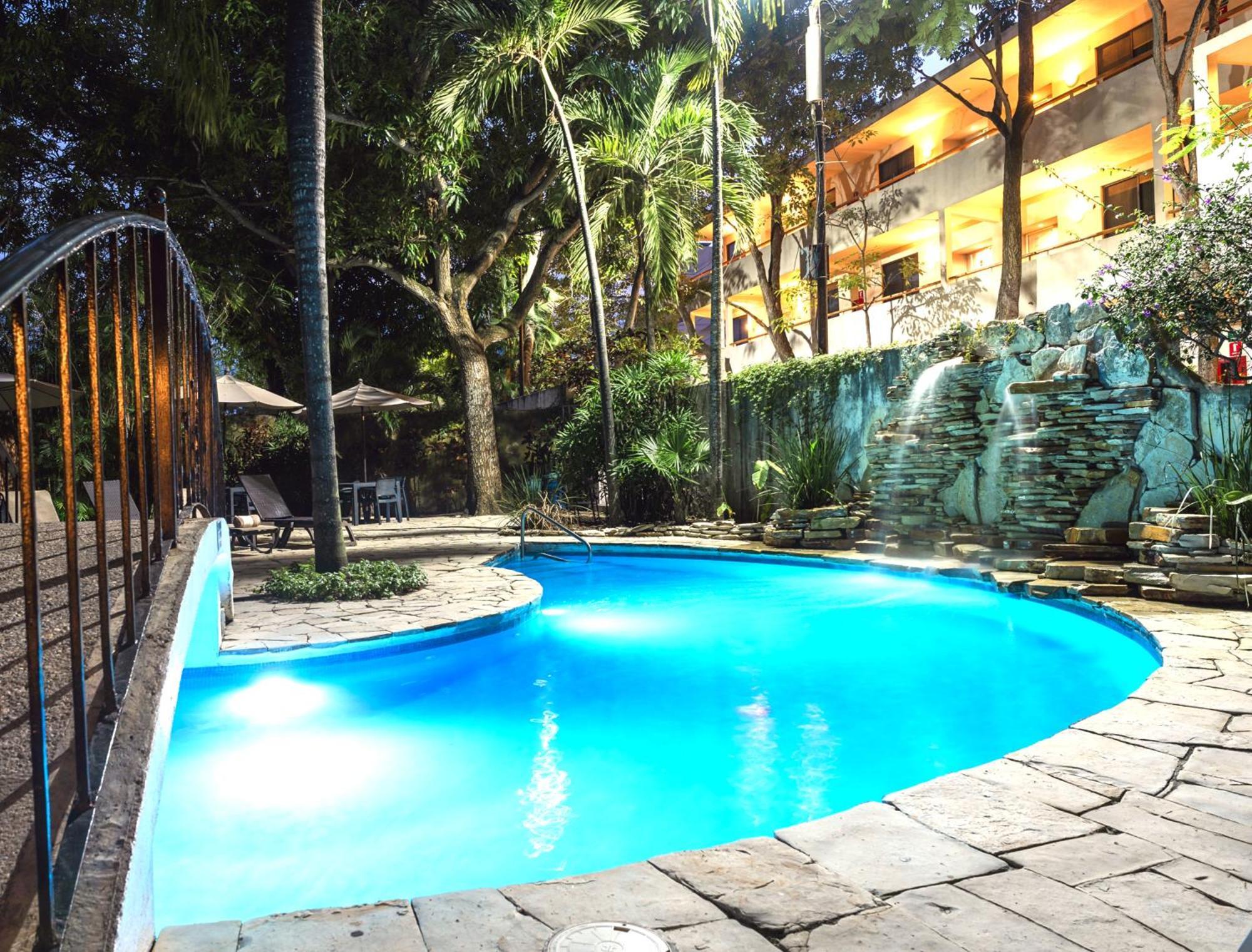 Comfort Inn Tampico Exterior photo